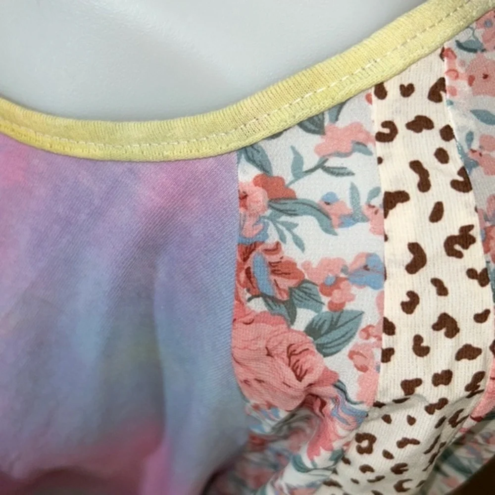 Women’s Gigio Plus Tiedye Top with animal print sleeves - Picture 4 of 9